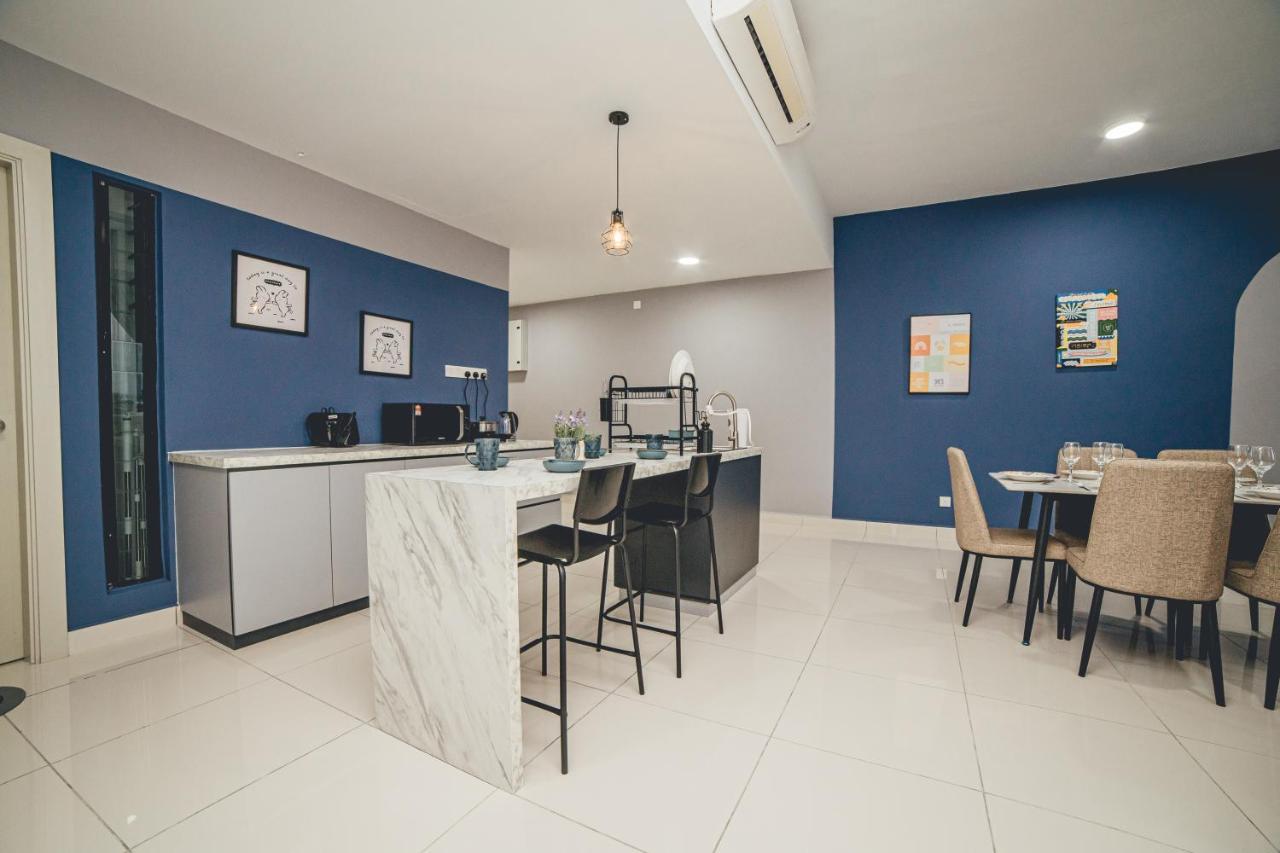 Apartemen Midvalley Jb Mosaic Southkey Modern Sence 3br 8pax By Our *