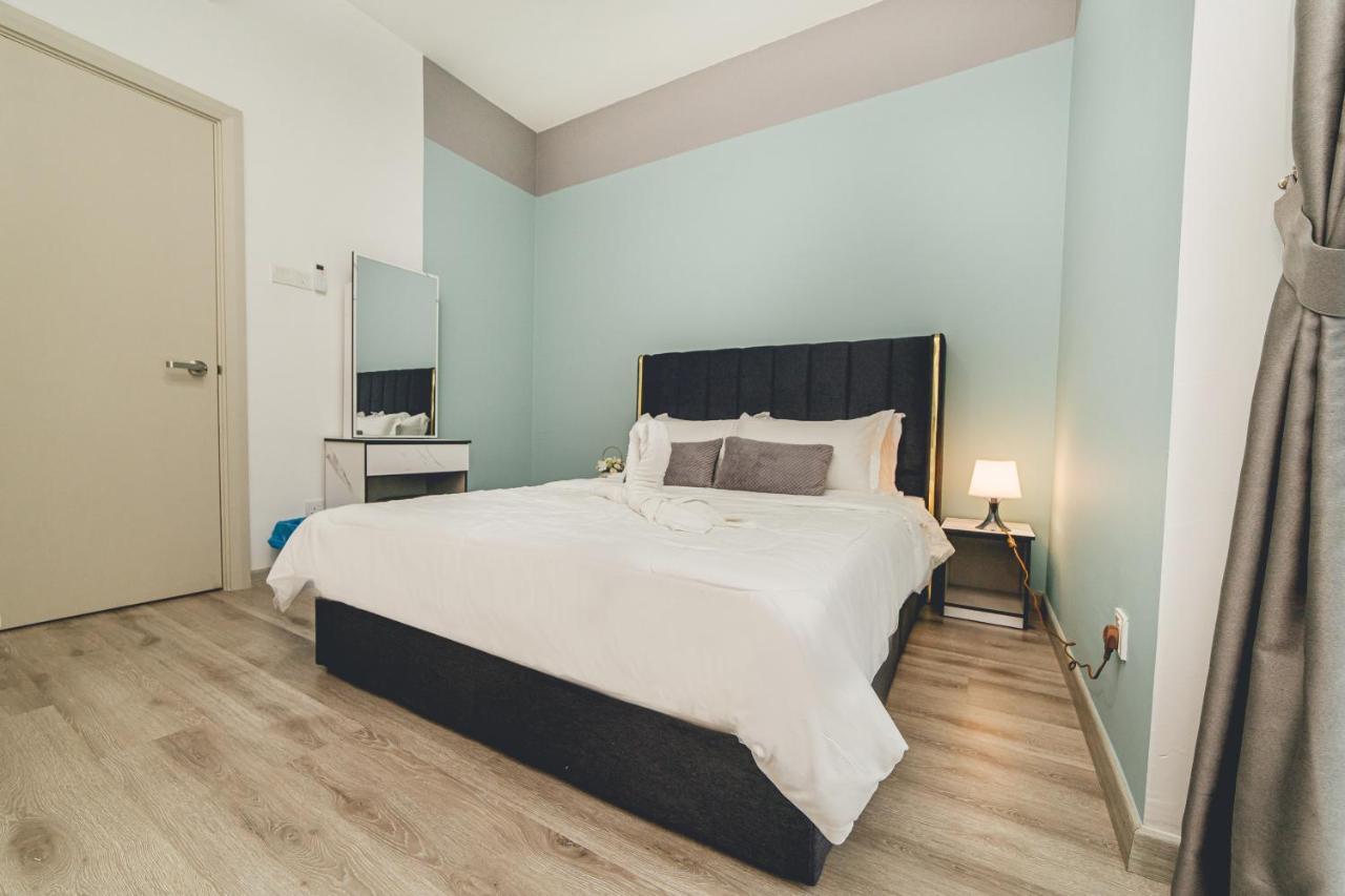 Midvalley Jb Mosaic Southkey Modern Sence 3br 8pax By Our Apartemen Johor Bahru