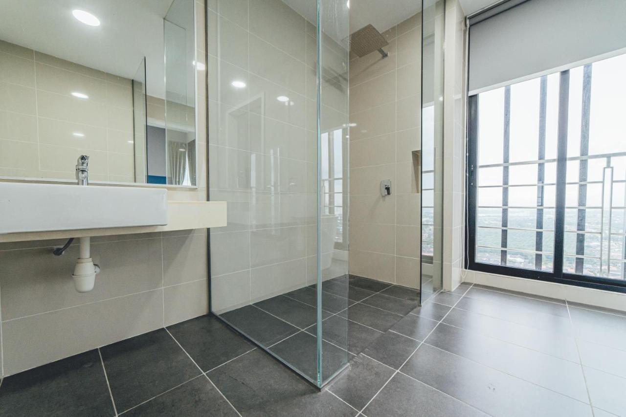 Midvalley Jb Mosaic Southkey Modern Sence 3br 8pax By Our * Johor Bahru